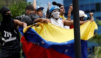 Fresh protests in Venezuela as anger grows at disputed election result