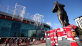 Such a good man – David Moyes hails Sir Bobby Charlton help as fans pay tribute