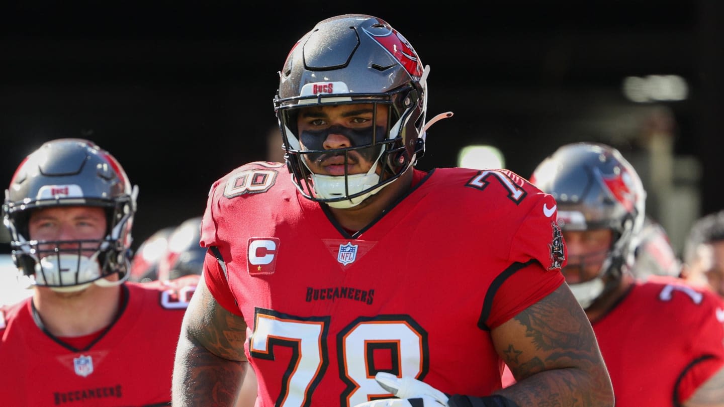 Social Media Reacts to Tristan Wirfs' Record-Breaking Contract With Buccaneers