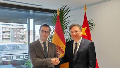 王文濤冀西班牙推動歐盟在綠色新能源領域保持理性開放態度 - RTHK