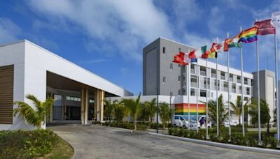 Cubano comparte impresiones del primer hotel LGBT de Cuba: ‘No tiene personalidad’