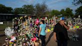 Texas: Inician funerales de víctimas del tiroteo en escuela