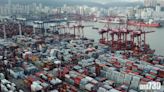 貨櫃碼頭排名｜本港首跌出全球十大 吞吐量比疫情前大跌21% | am730