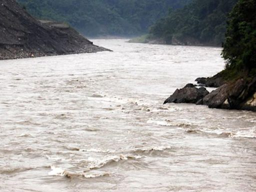 Bengal Assembly passes resolution on Teesta, Ganga talks with government