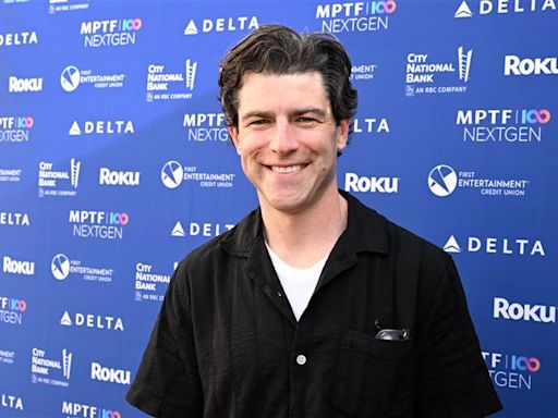 Actor Max Greenfield will present new children’s book in St. Louis