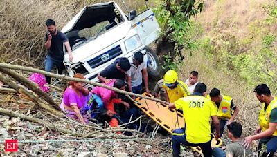 Noida PG mates 'all-girls-trip' to hills turns into tragic accident: Six dead as tempo plunges into gorge in Rudraprayag