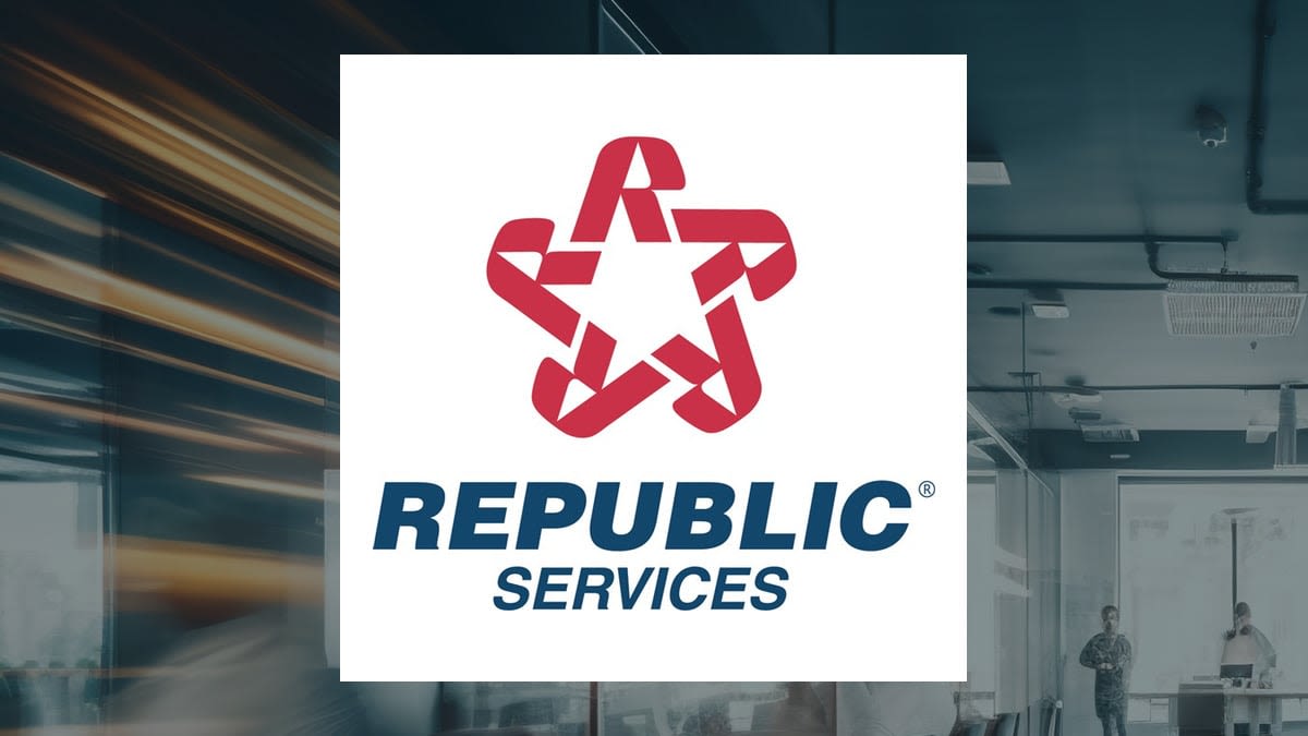 Scotiabank Increases Republic Services (NYSE:RSG) Price Target to $213.00