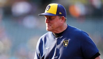 Milwaukee Brewers vs Colorado Rockies: Pat Murphy ejected after questionable call