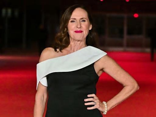 Molly Shannon has a new show lined up with a banger premise