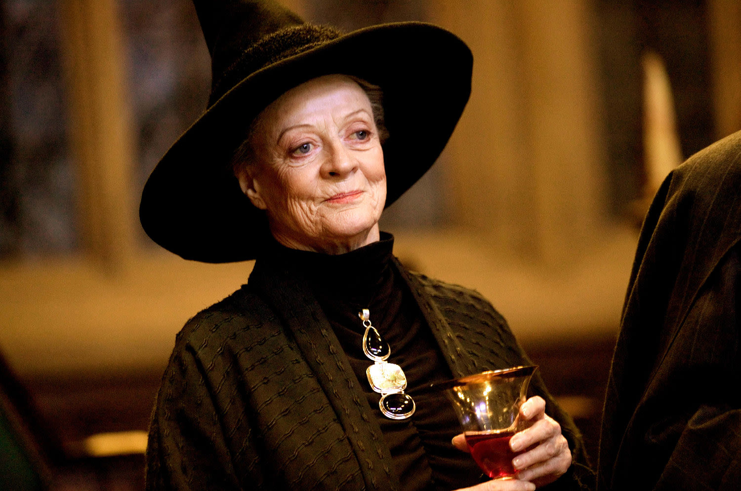 'Harry Potter' fans reacts to news that Maggie Smith has died: 'What a legacy she leaves'