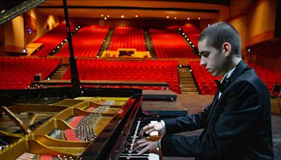 Pianista Sergio Vargas Escoruela se declara listo para presentarse en Bellas Artes