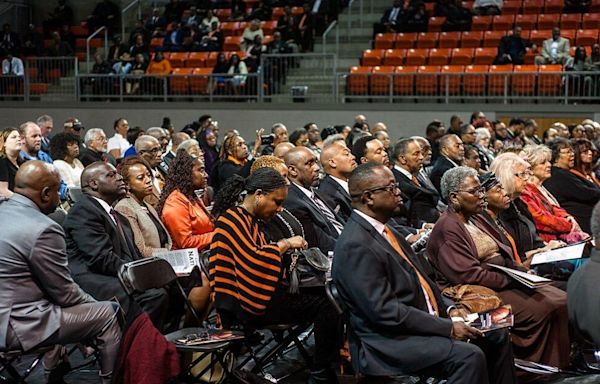 Throwback Tulsa: Booker T. Washington legendary coach Nate Harris honored at memorial service five years ago