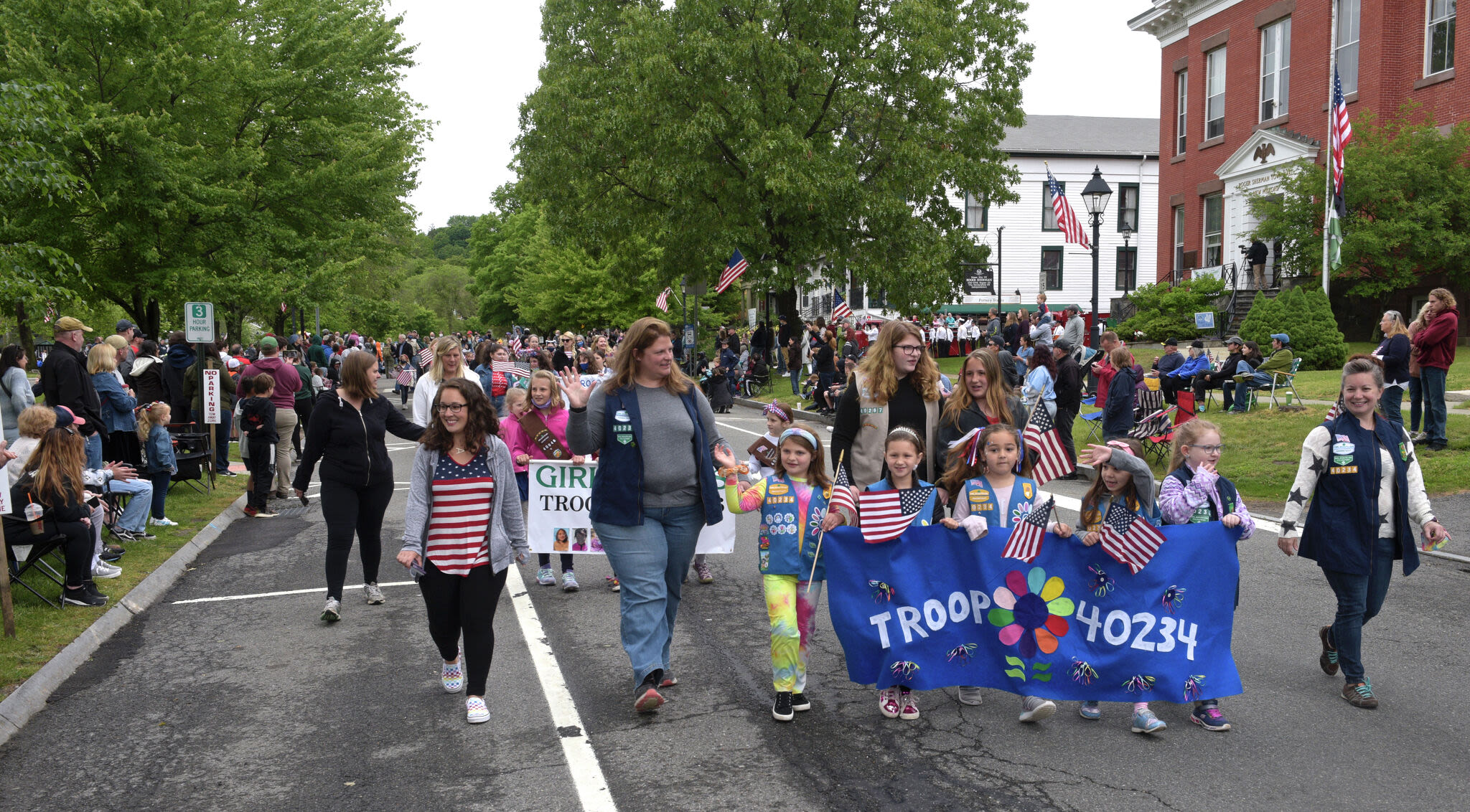 What's open and closed on Memorial Day in Connecticut