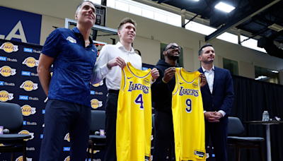 Bronny James explains inspiration behind Lakers jersey number: 'It's a really important thing for me'