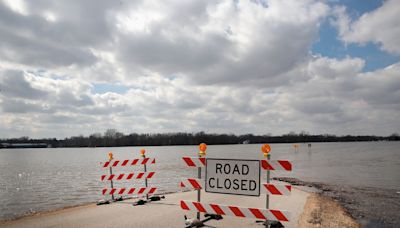 Coroner identifies remains found in car in river as men missing since 1976