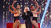 Así ha sido la actuación de España en la final de Eurovisión 2024: Nebulossa entrega su ‘Zorra’ a Europa