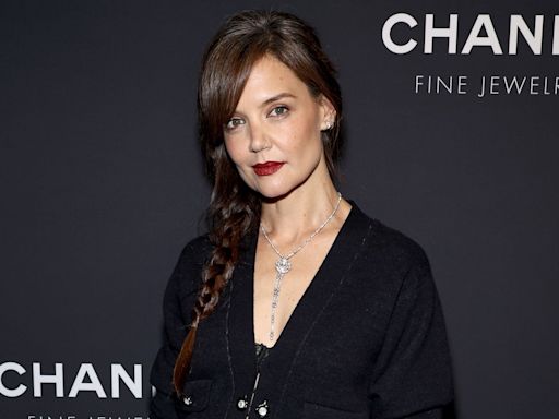 Katie Holmes Explains Why She’s ‘Adamant’ About Not Letting Hollywood ‘Dictate’ What She Wears