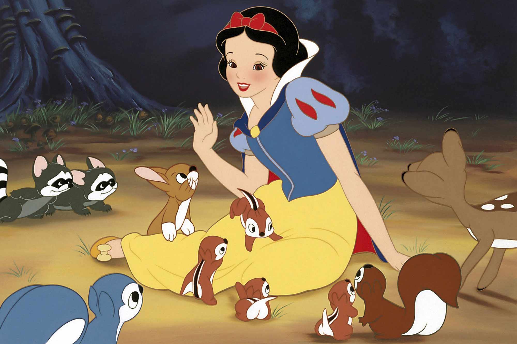 Snow White Has Not Been Banned from Disney Parks Despite Rumor — Here's What Really Happened