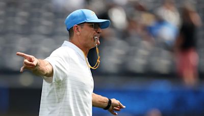 Jim Harbaugh Applauded by Fans as Chargers Beat Raiders in HC's Return to NFL