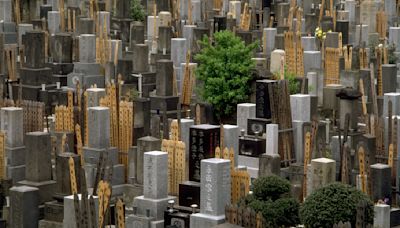 火葬場、棺材、墓碑全壟斷 中國「一條龍」制霸日本殯葬業
