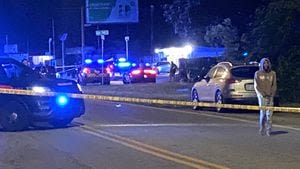 21-year-old woman shot, killed in car with toddler inside in ‘targeted shooting’ in NW Atlanta