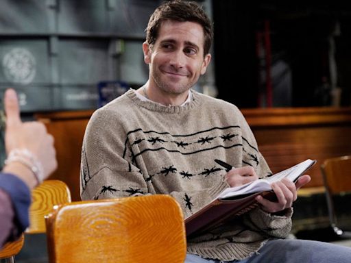 'Saturday Night Live' Host Jake Gyllenhaal Gives His Demands for Season Finale in New Promo