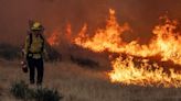 Thousands evacuated from California wildfires