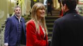 Begoña Gómez recrimina al juez Peinado que no le aclare los hechos por los que tendrá que declarar