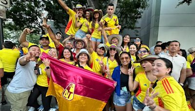 Hinchas de Colombia se hicieron sentir en EE.UU. con masivo acompañamiento a la selección