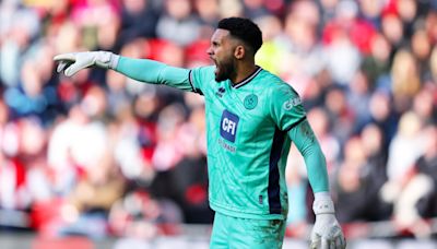 West Ham United sign goalkeeper Wes Foderingham on a free transfer