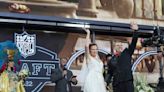 Saints fan gets married at 2022 NFL draft in Las Vegas