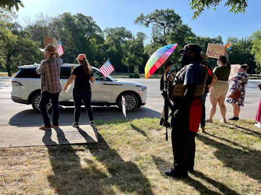 North Texas political conference at Fort Worth Botanic Garden draws protesters, some armed