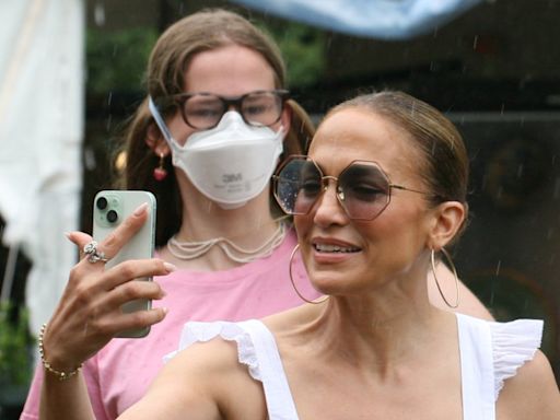 Jennifer Lopez disfruta compartiendo tiempo con Violet, la hija de Ben Affleck, en medio de su crisis