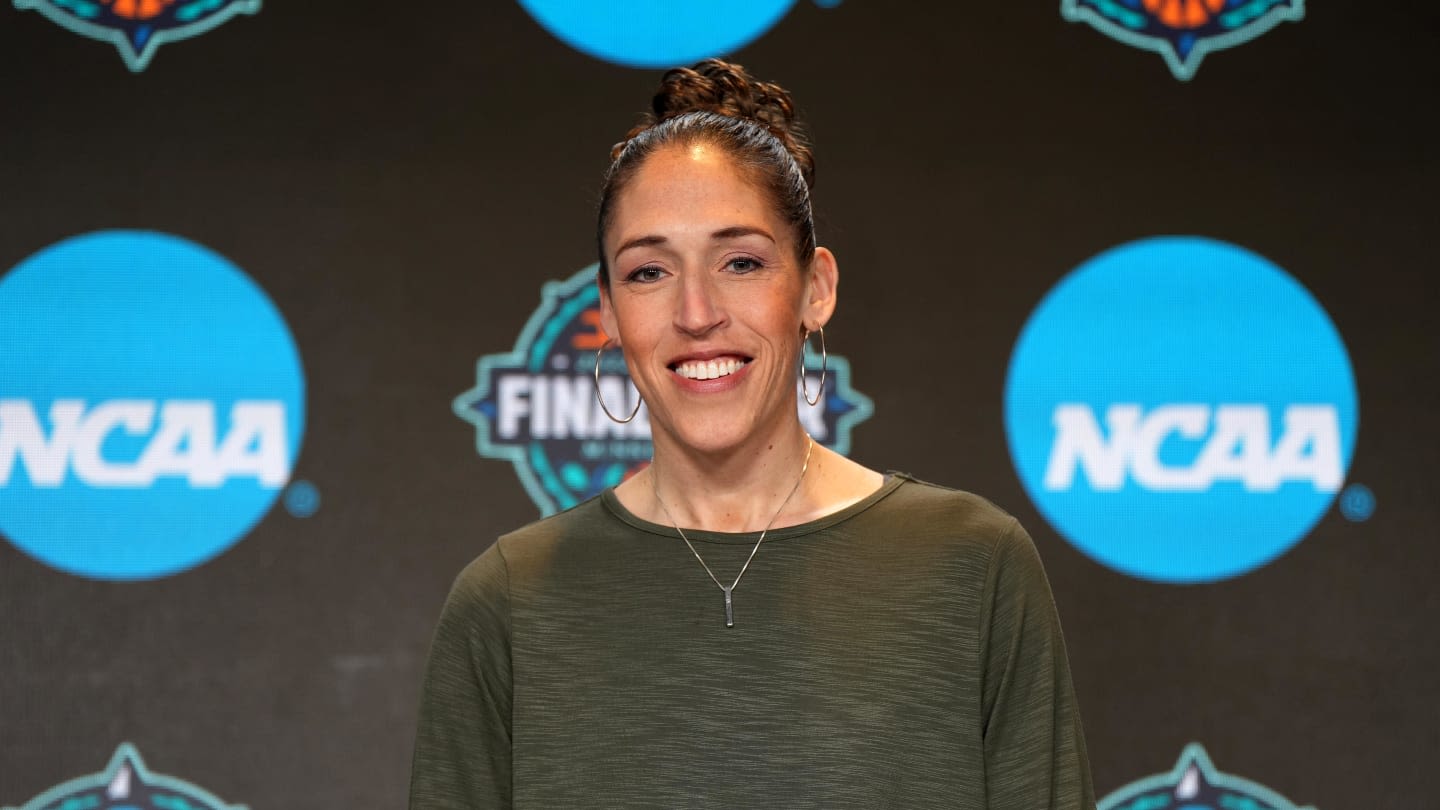 Rebecca Lobo Pushes Back on 'False' Narrative of WNBA Resentment Toward Caitlin Clark