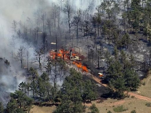 Stone Canyon Fire destroys at least 2 homes in Colorado, part of Lyons now under evacuation order