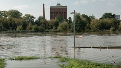 El rey Carlos III expresa su "profunda conmoción" por la devastación de las nundaciones en Europa