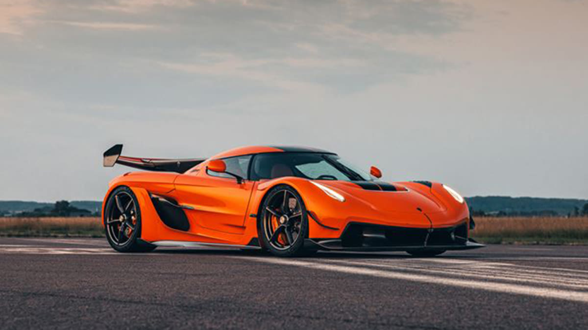 Koenigsegg Tells Jesko Owners to Stop Driving the Supercar Because One Caught Fire