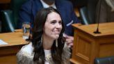 Ardern reivindica en su despedida que se puede ser sensible y liderar