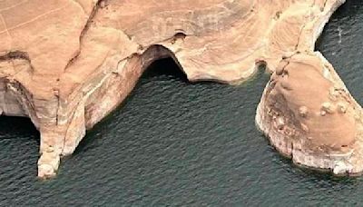 Large geological feature known as the 'Double Arch' and the 'Toilet Bowl' collapses in southern Utah