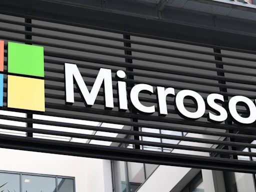 Microsoft Alerts More Customers Exposed to Russian Hackers After Account Breach