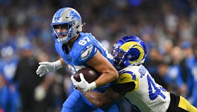 Which Detroit Lions game-day uniform is on display at the Hall of Fame