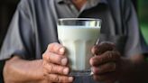 Leche que toman los colombianos está en grave situación y dicen por qué ya no se consume