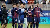 Desbandada en el Eibar: ¡10 jugadores más dejan el club!
