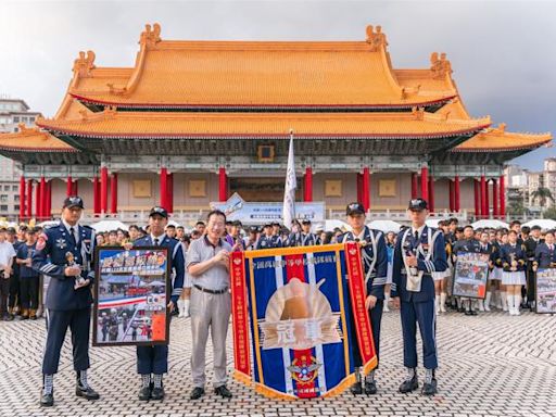 第7屆高中儀隊決賽！學子發揮精湛技巧 記錄熱血青春 - 軍事