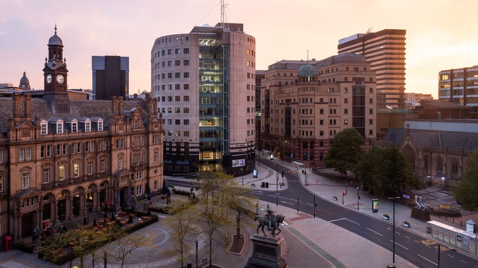 Leeds: Bank of England to increase staff in city from 70 to 500