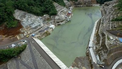 La hidoeléctrica china de Ecuador dejó de generar energía