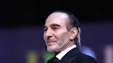 Coup de tonnerre dans la mode : John Galliano quitte la maison Margiela