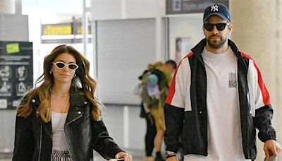 Gerard Piqué y Clara Chía viajan con estilo, tras celebrar el cumpleaños 25 de ella