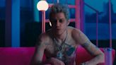 ‘SNL’: Pete Davidson Sings His Own Version of ‘I’m Just Ken’ Flanked by Bowen Yang and More (Video)