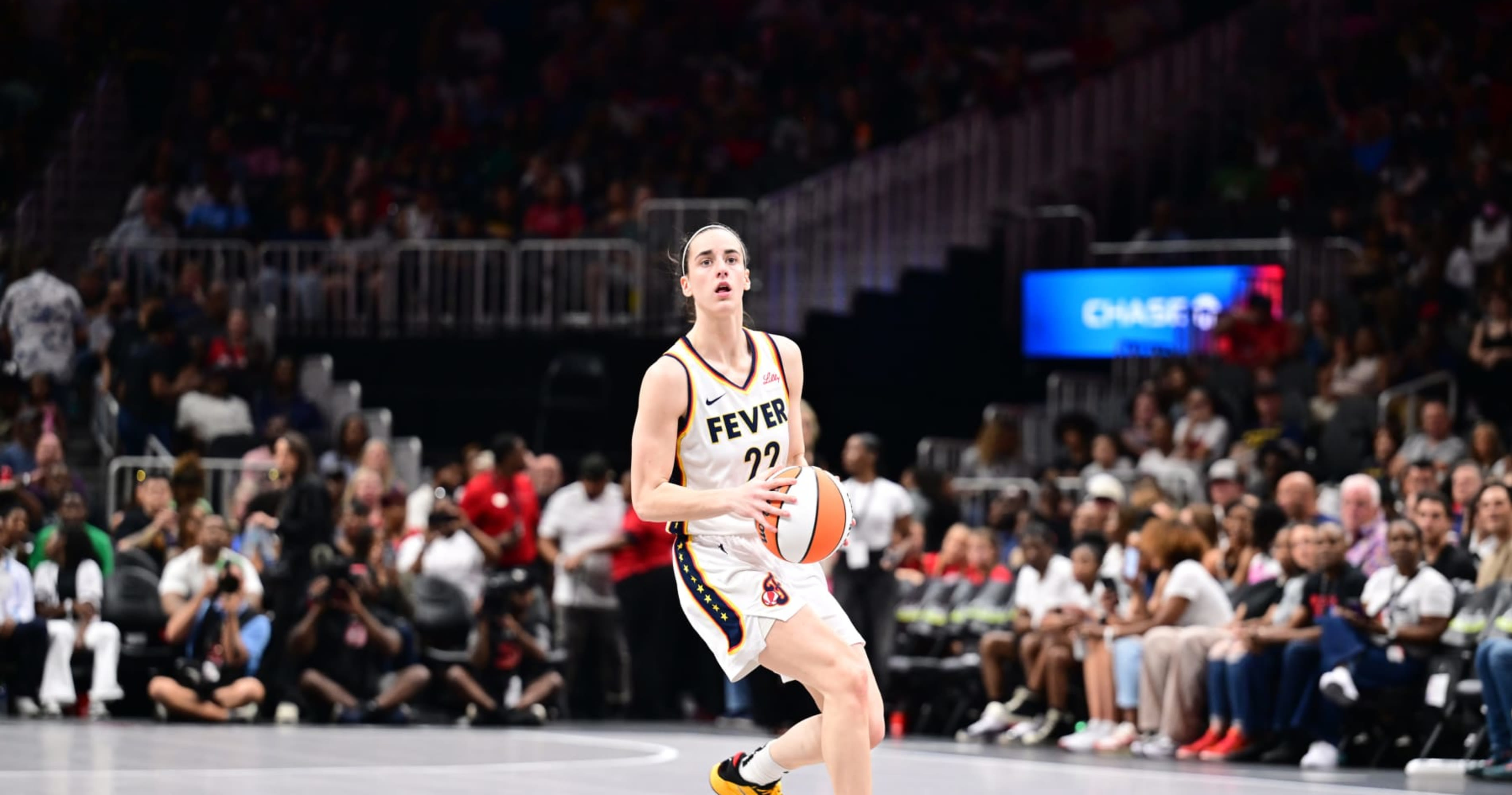 Caitlin Clark Scores 16, Wows WNBA Fans as Fever Beat Dream to Win 4th Straight Game